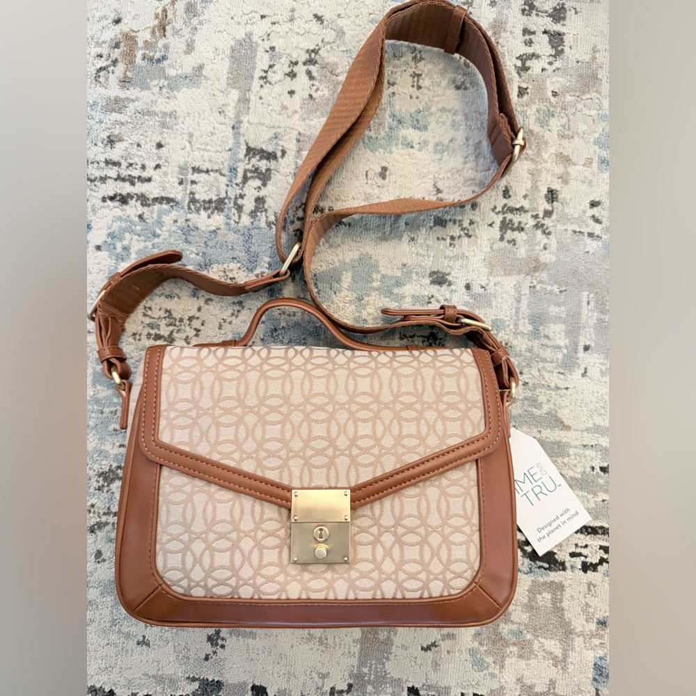 Elegant Brown and Cream Women's Bag NWT